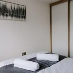 Gadbridge - 3 Bedroom House, Parking And Garden! *